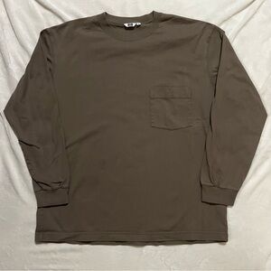 Uniqlo U T-Shirt XL Green Olive, Long Sleeve, Chest Pocket, Crewneck
